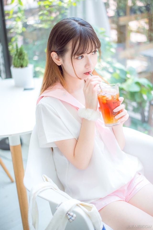 我这么酷，感情这种东西还真是影响我走江湖。